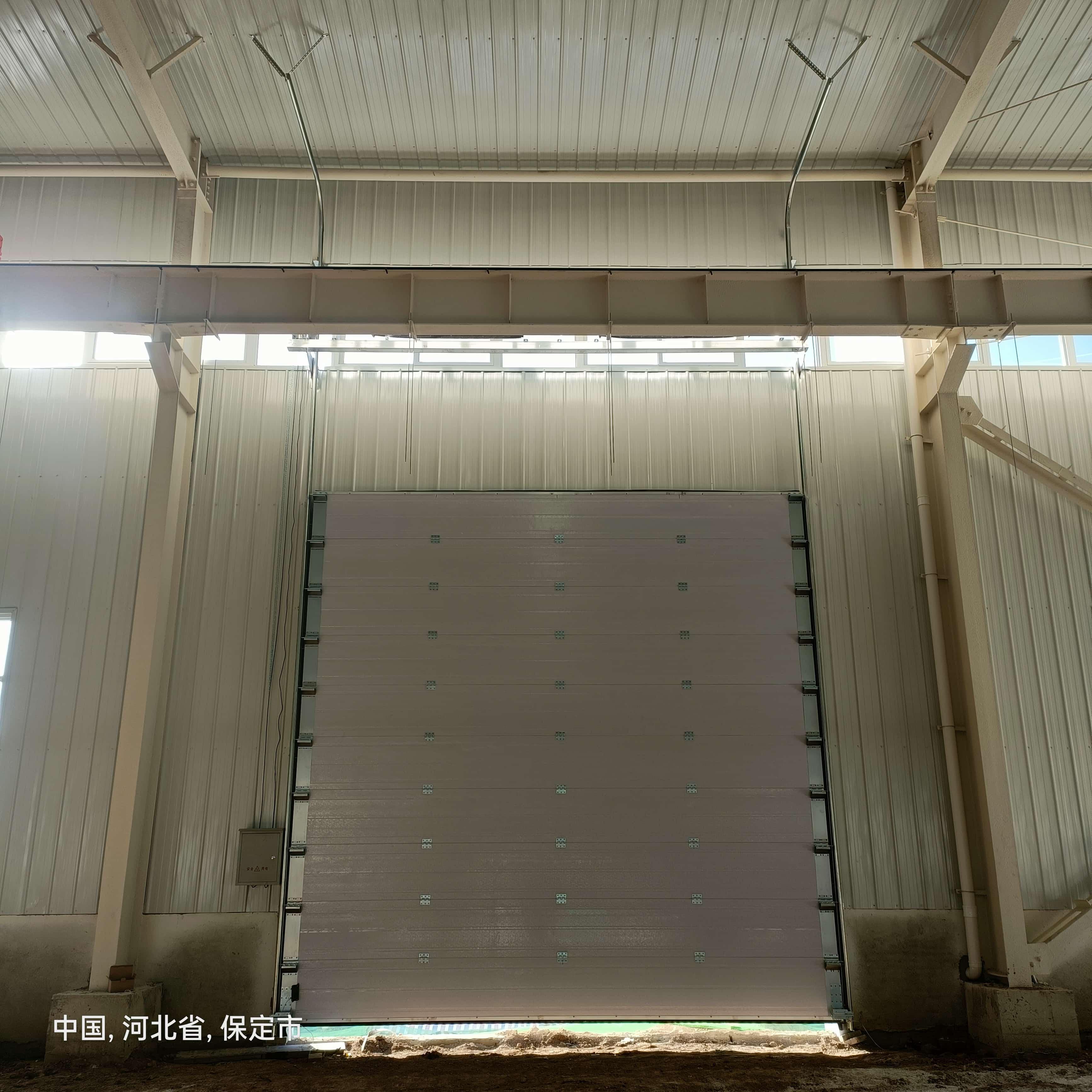 柔性提升门图片