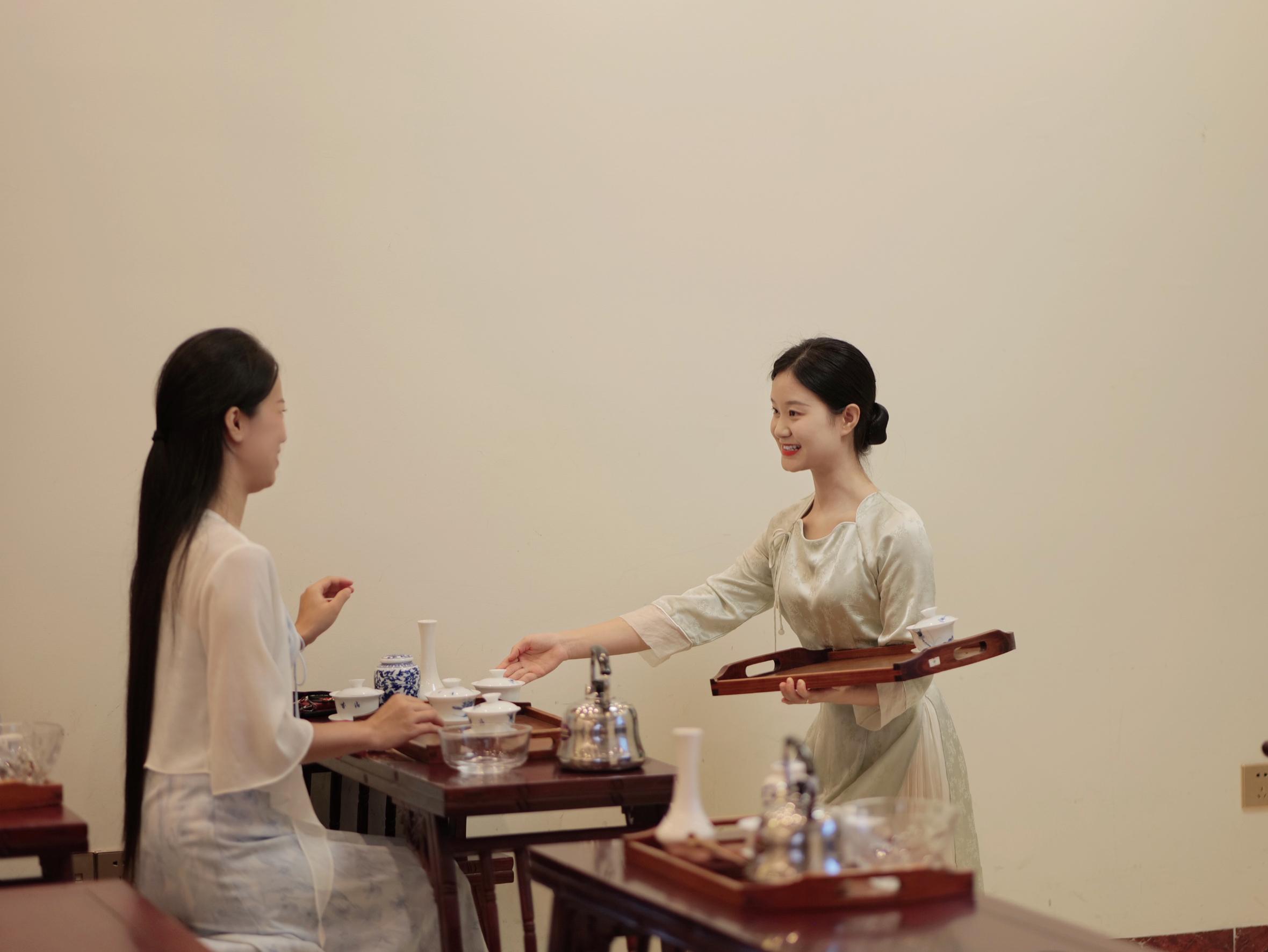 茶艺学员实践图片