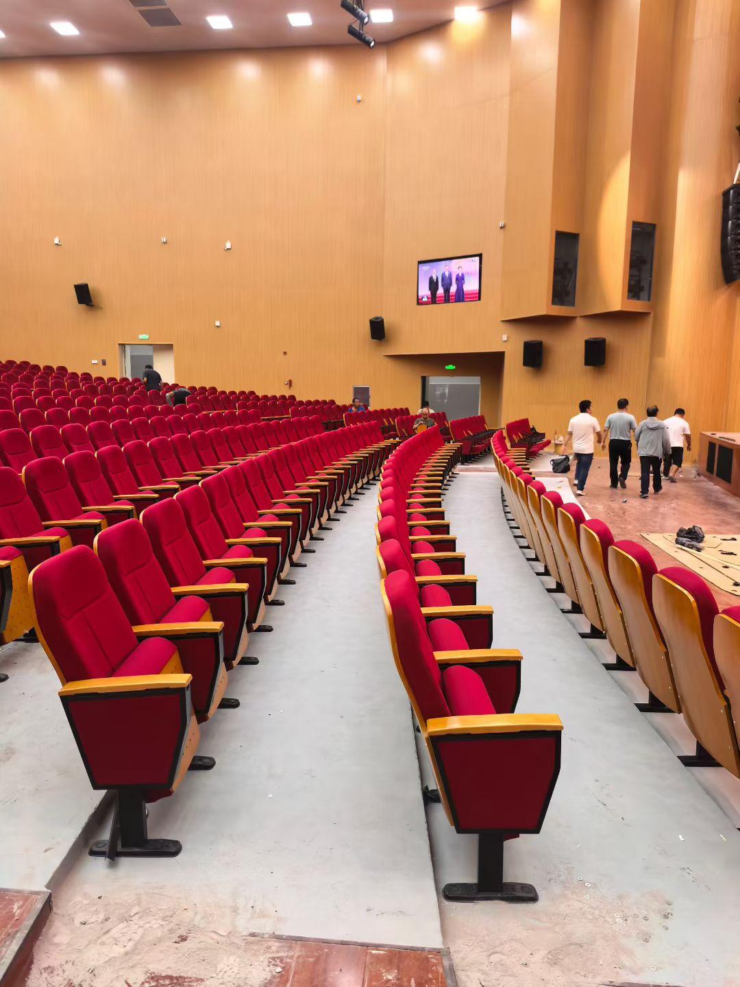河南久博教学设备有限公司的生产车间图片