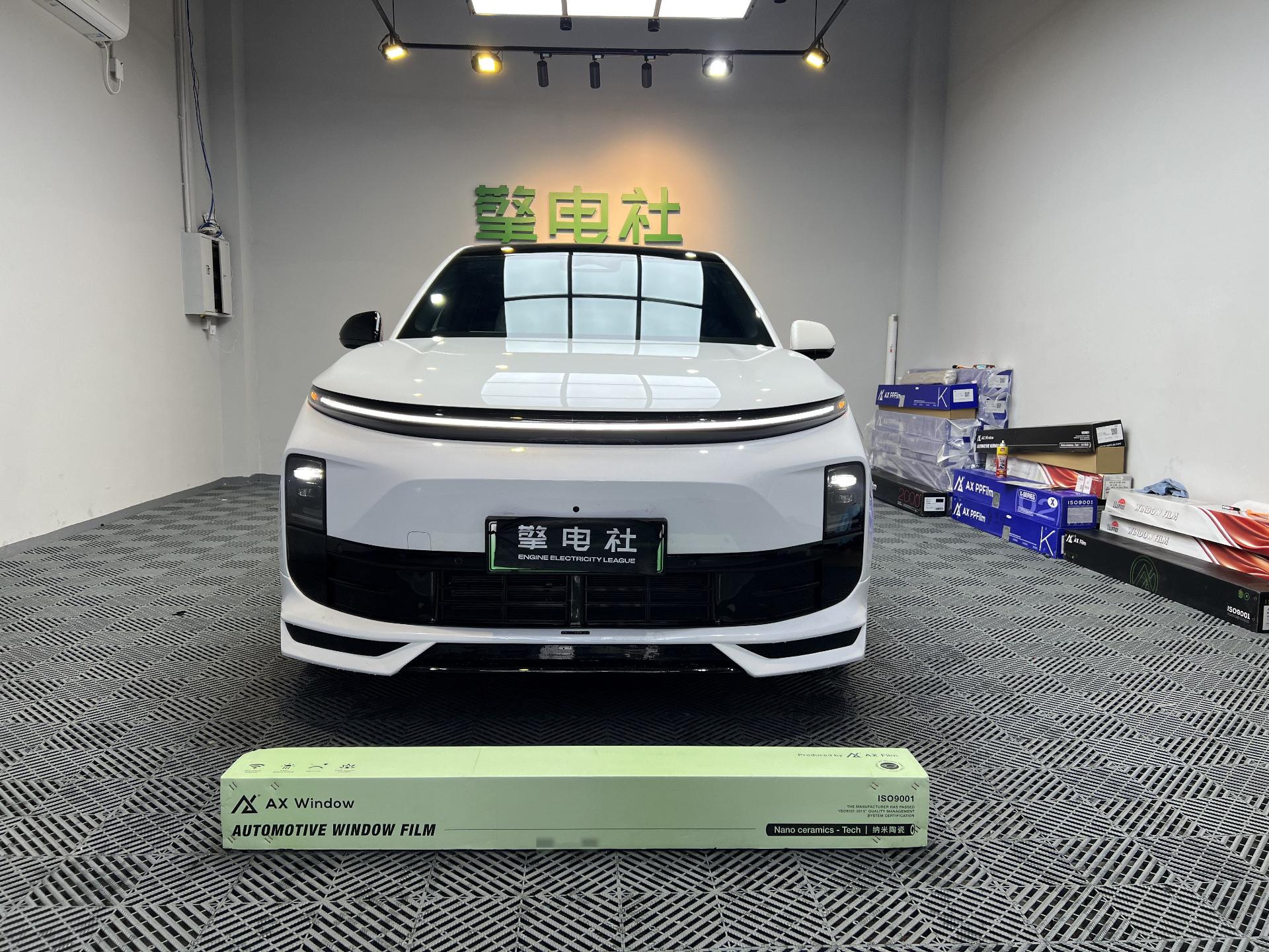 汽车隔热膜效果展示