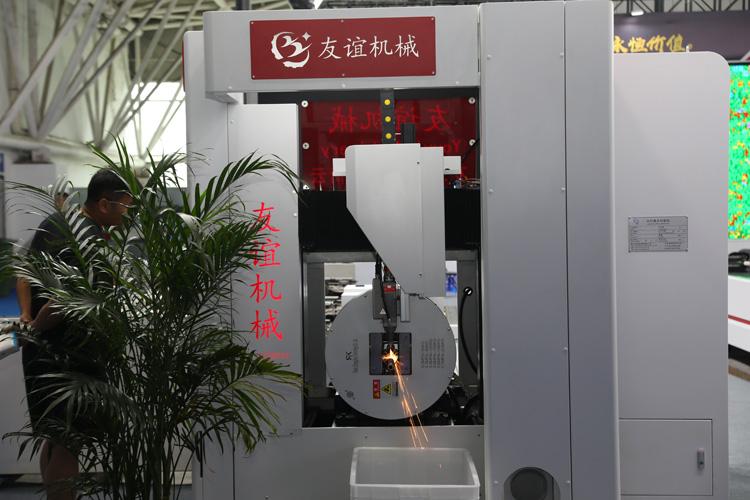 激光切管机图片2