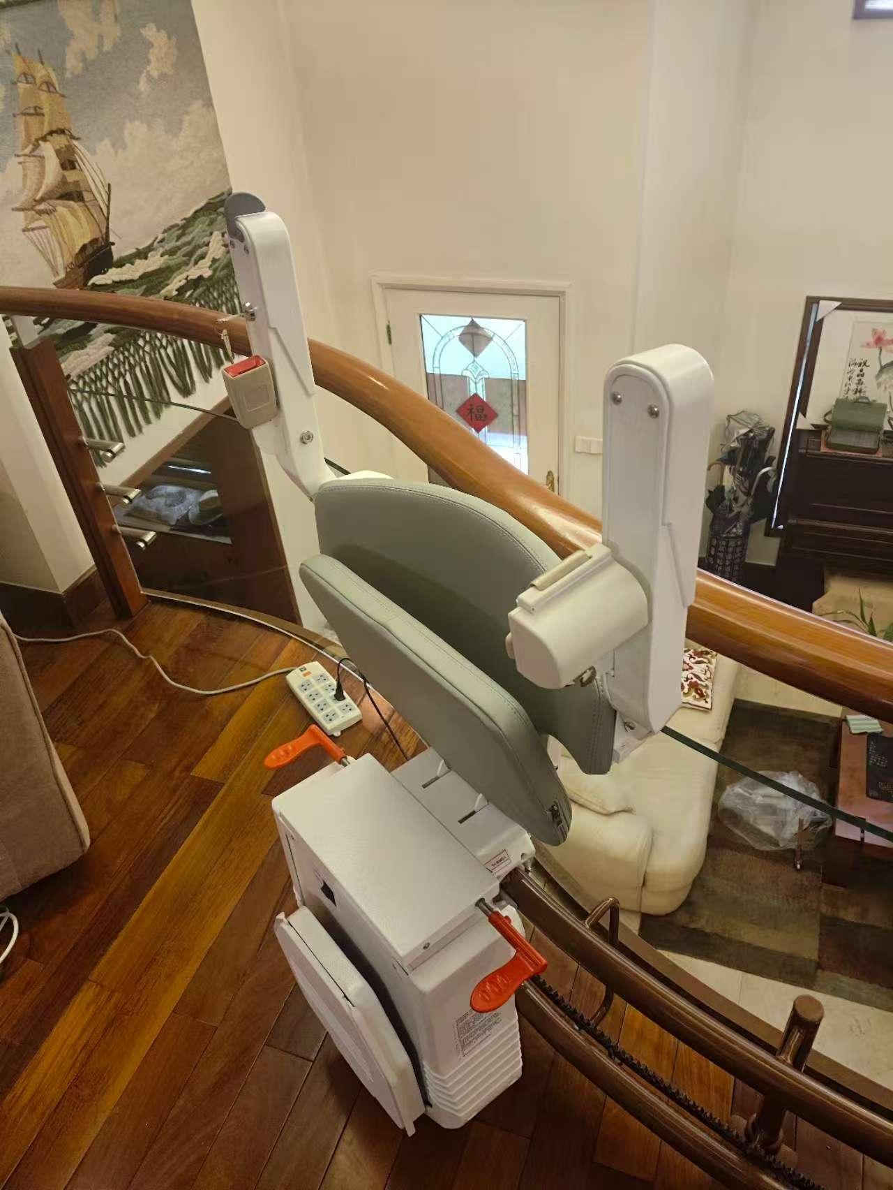 座椅电梯图片