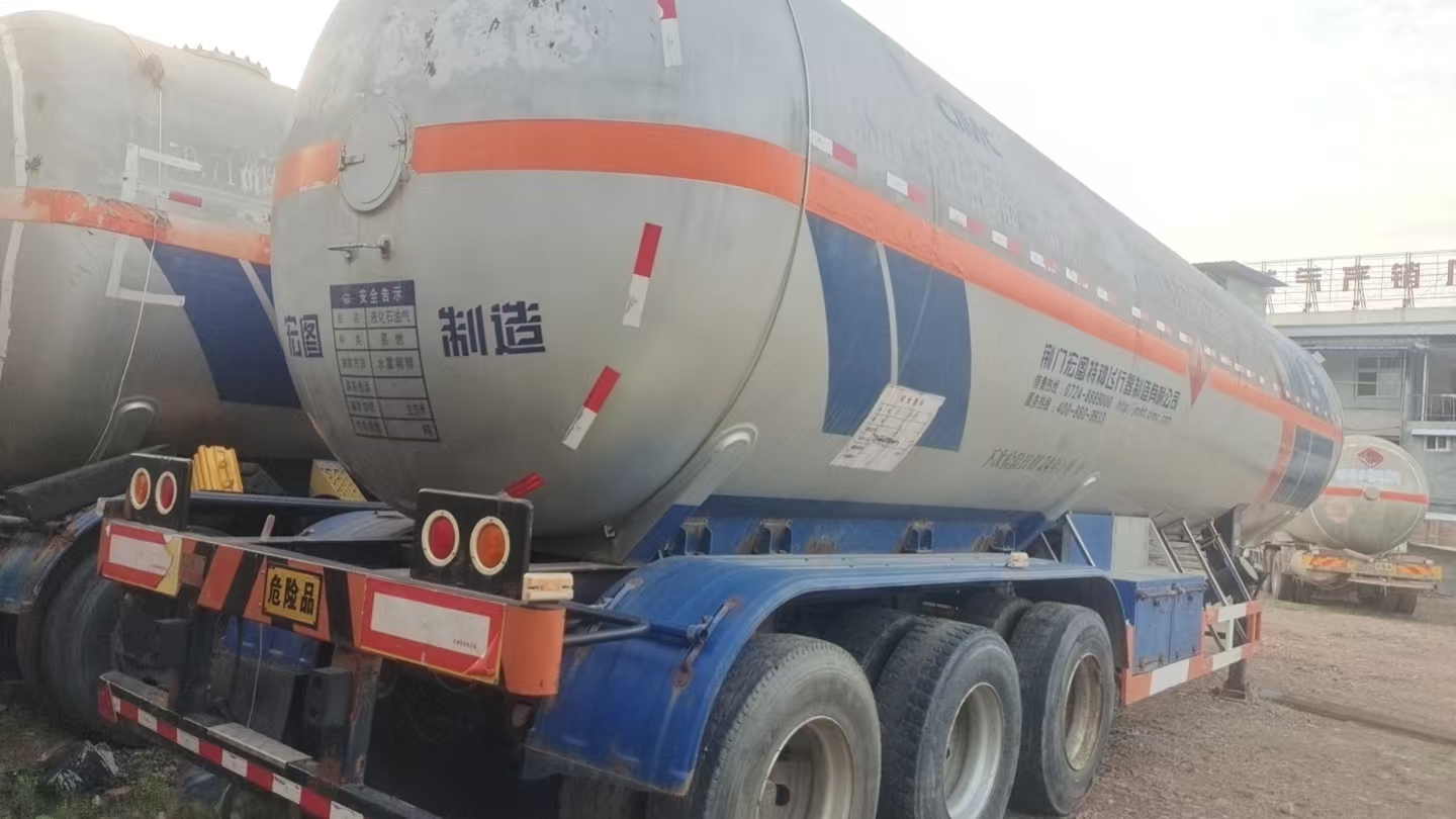 杜瓦瓶质检现场