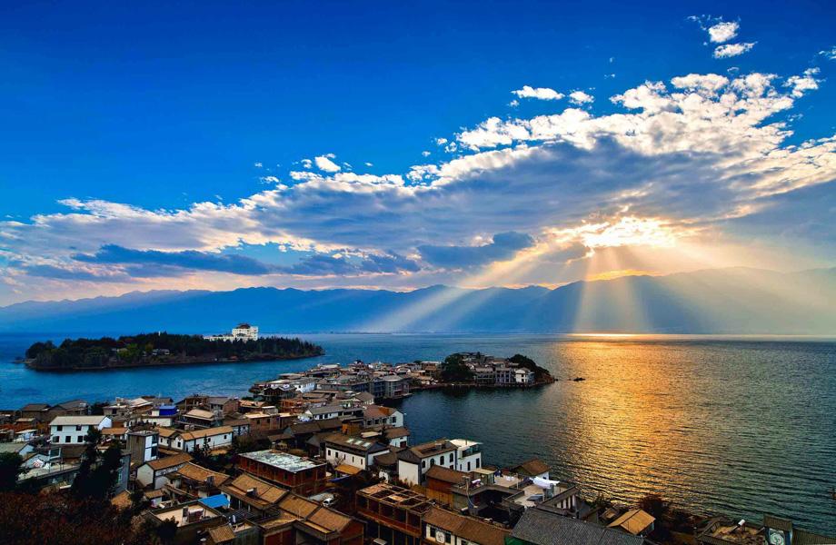 云南旅游场景图1
