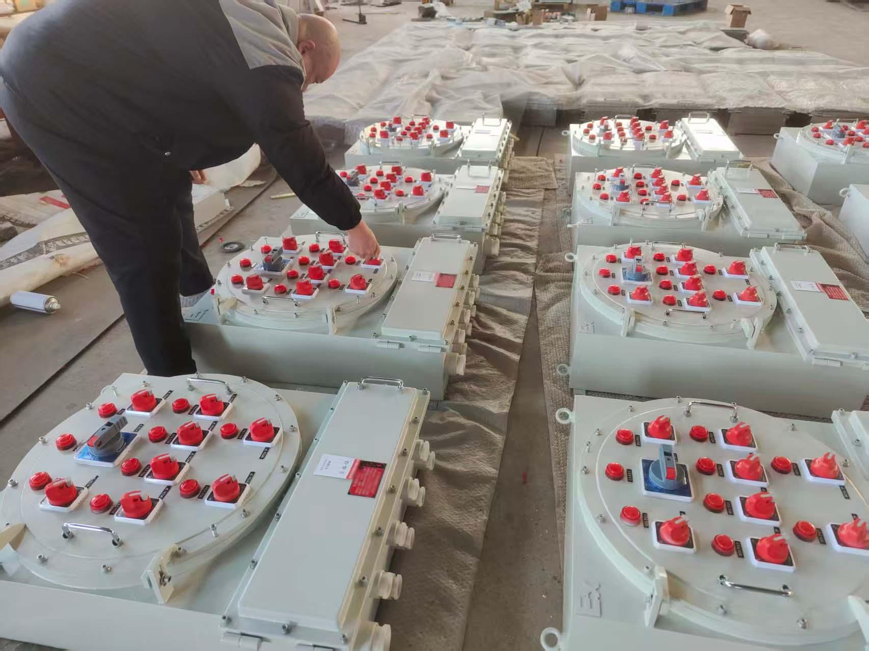 防爆正压柜生产车间