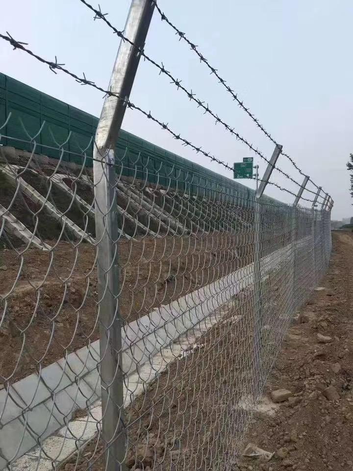 河北驰宇丝网生产车间