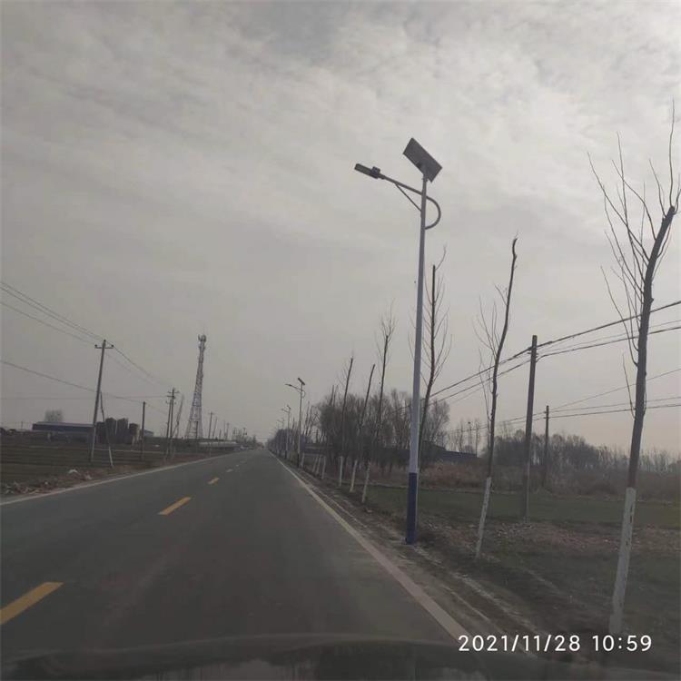 德州兴诺光电太阳能路灯产品图