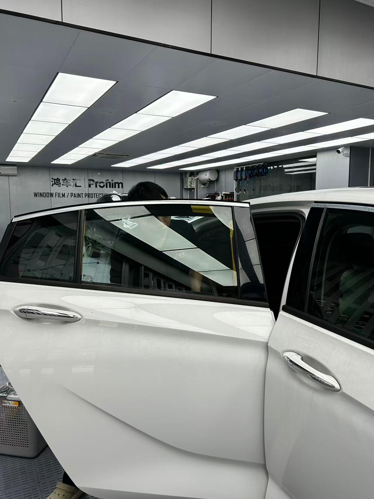 鸿车汇施工车间