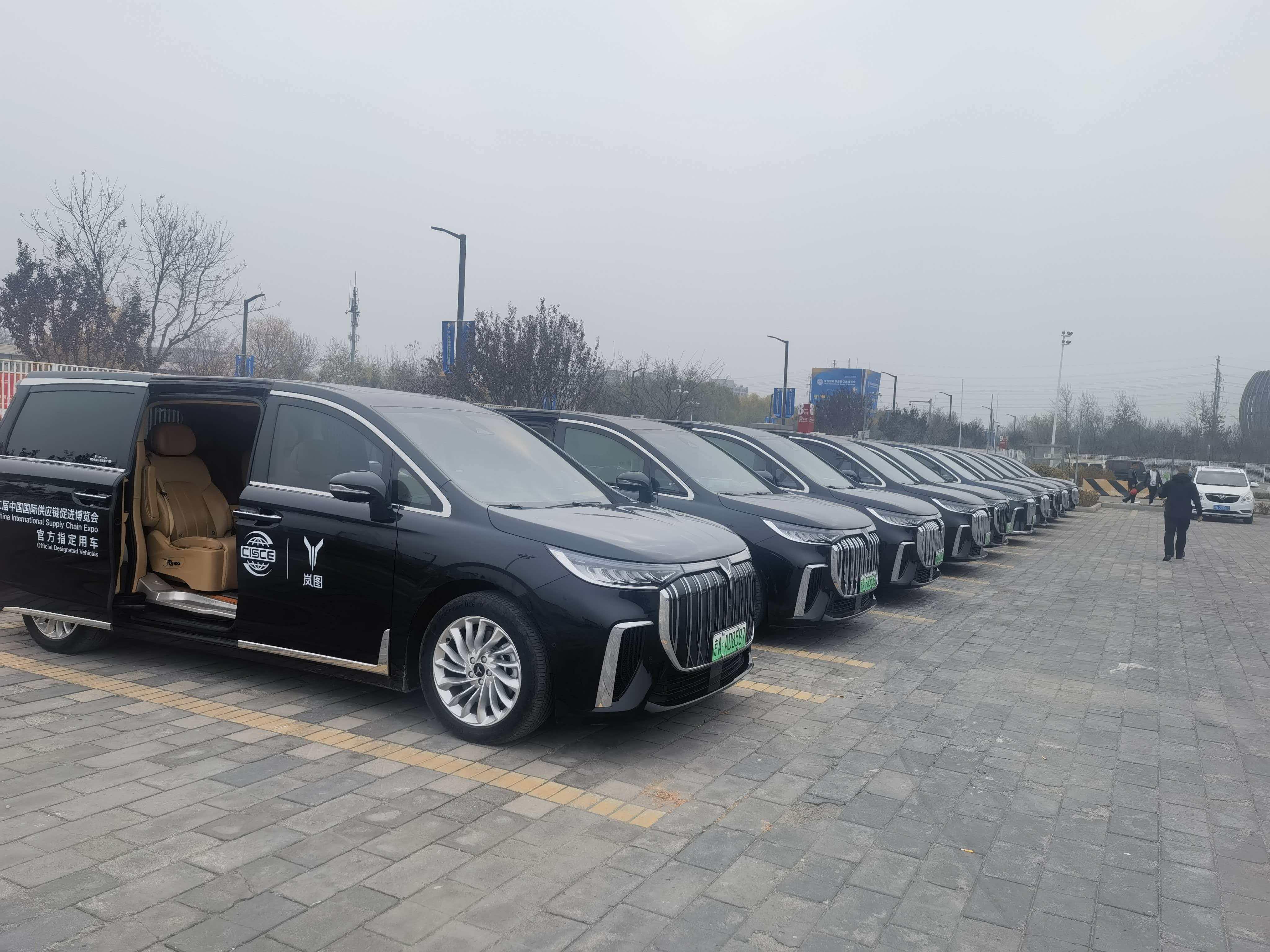 北京冠捷汽车租赁有限公司服务场景