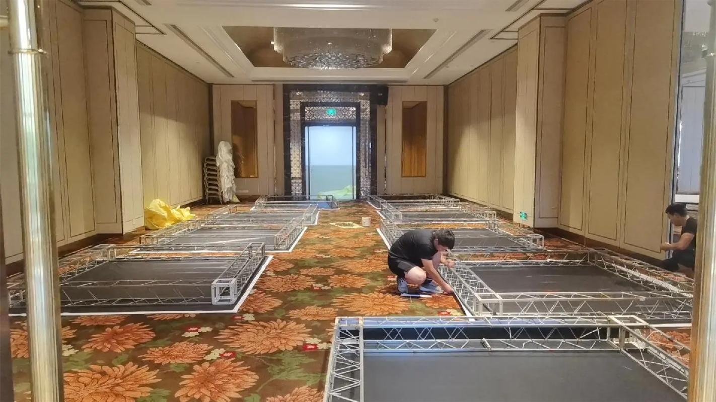 重庆蓝能舞台设备