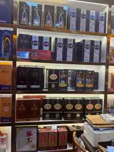 石家庄桥西区洋酒回收平台:老酒年份酒回收正规门店