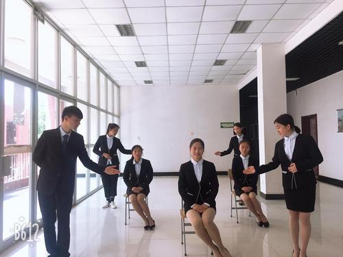 河南鹰雁教育