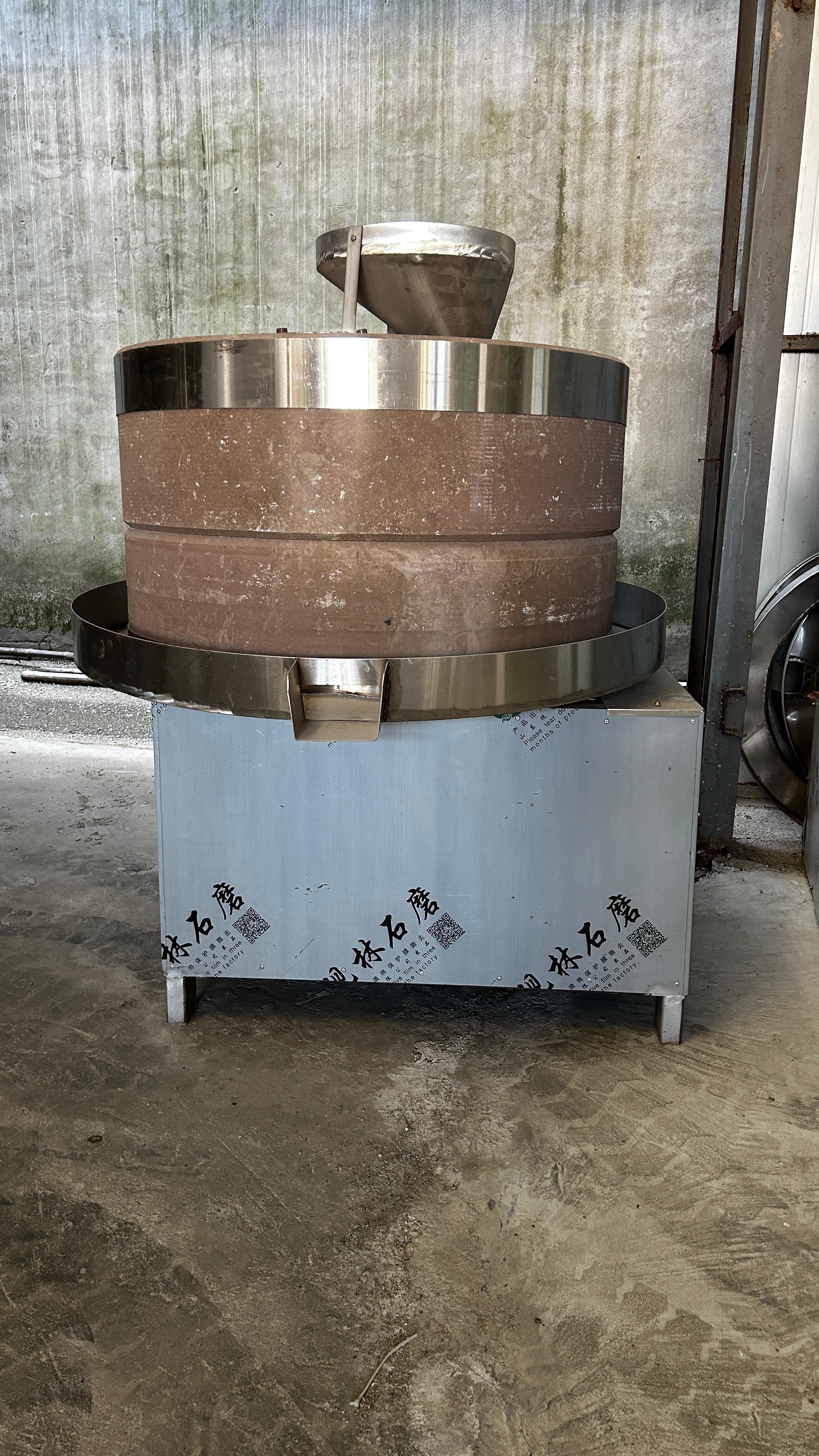 山东现林石磨设备