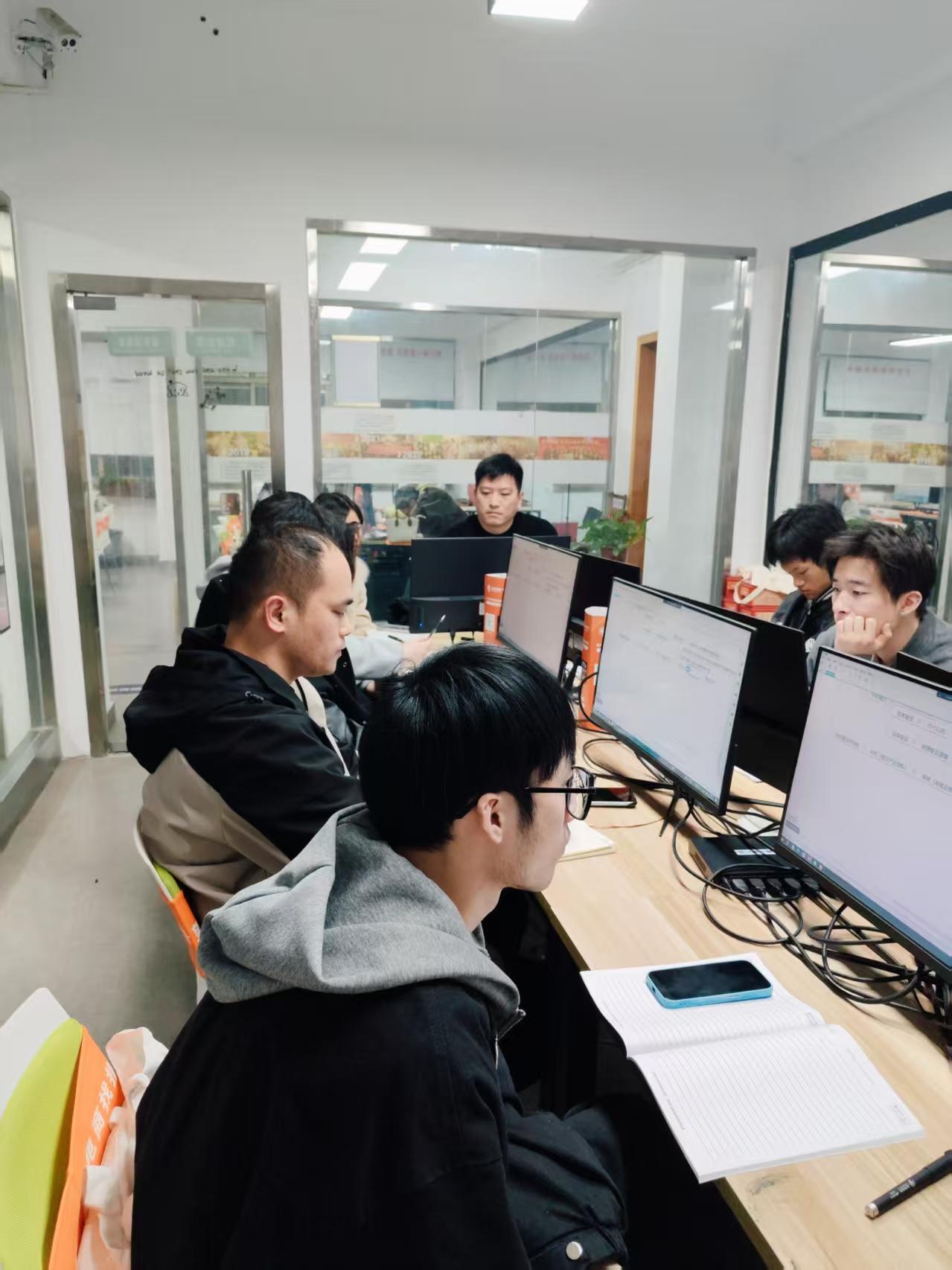 义乌指创课堂实拍