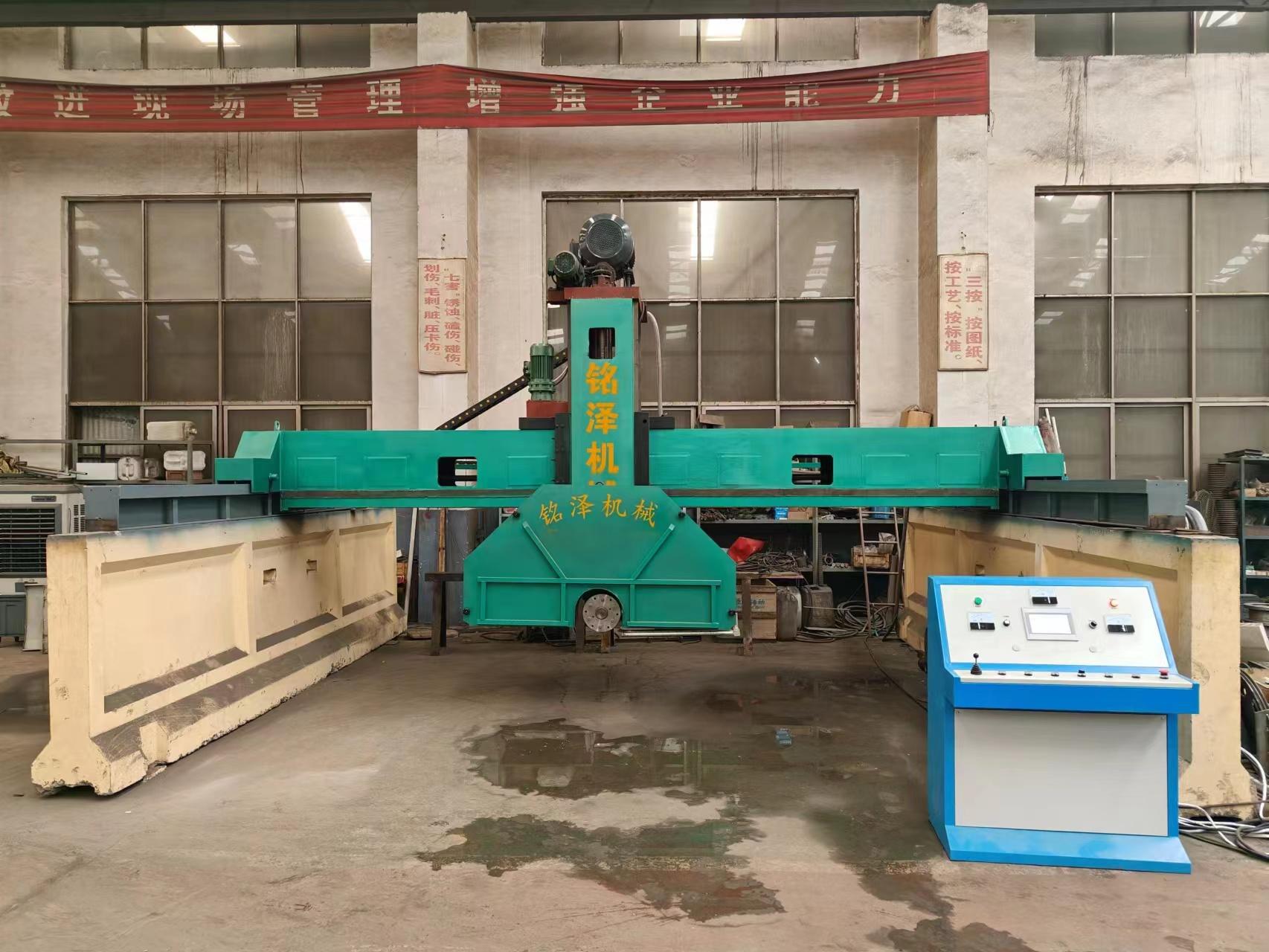 设备加工现场