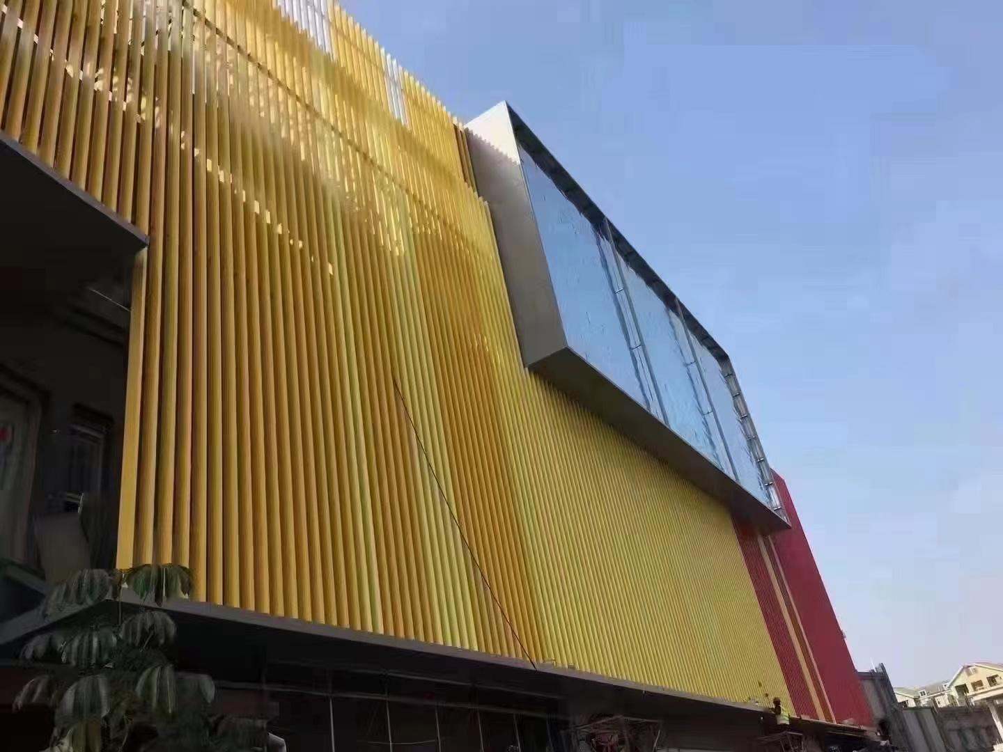 弧形铝方通产品示例
