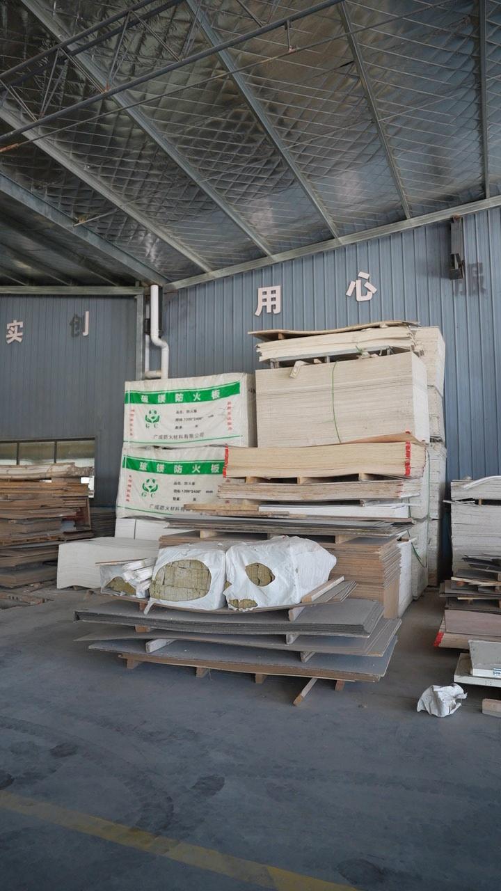 天铸门业生产基地