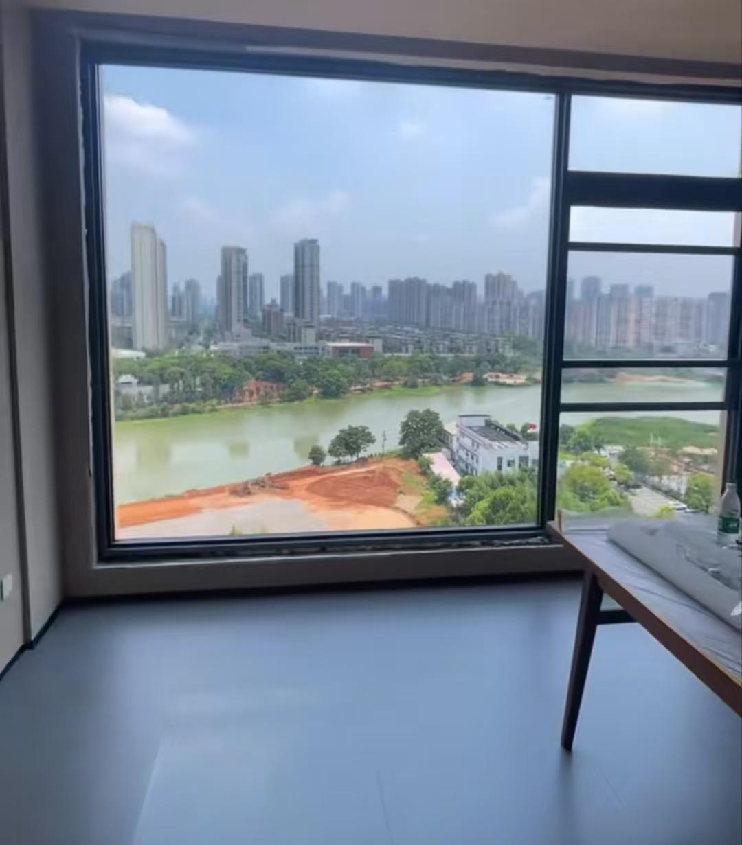 沃客门窗产品图片2