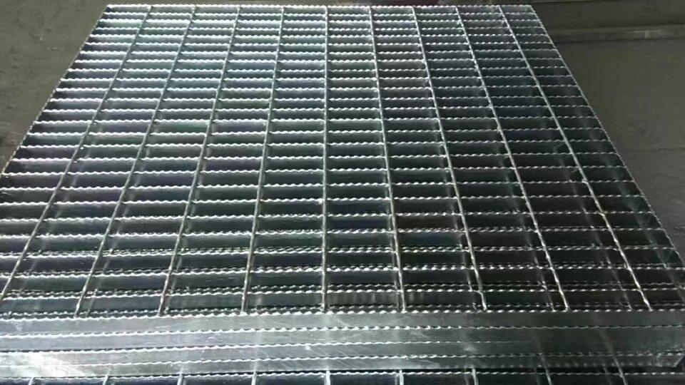 钢格板产品图