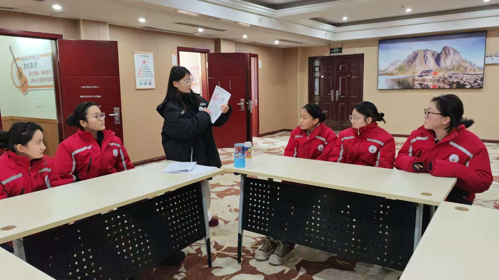 李锋教育环境