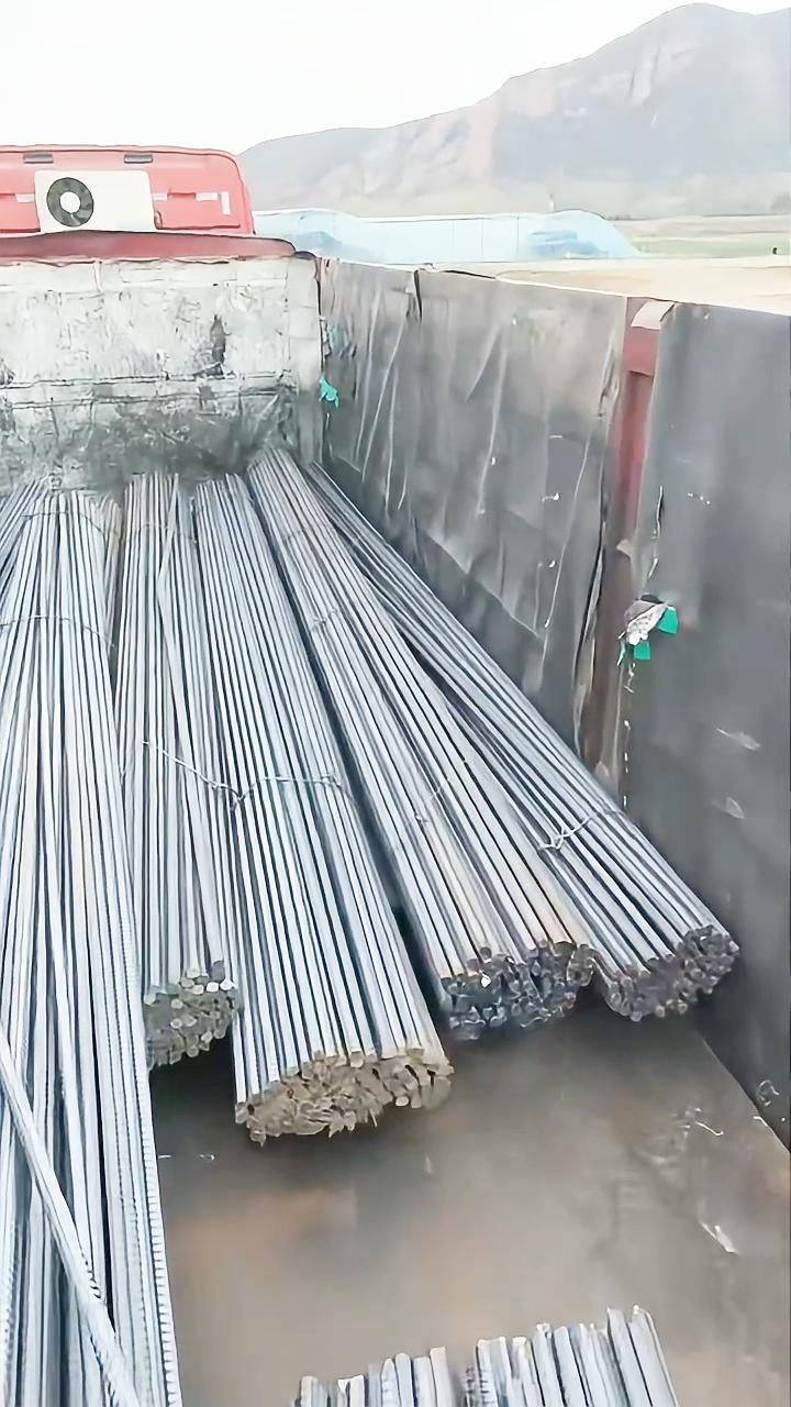 郑州旧钢筋回收公司现场