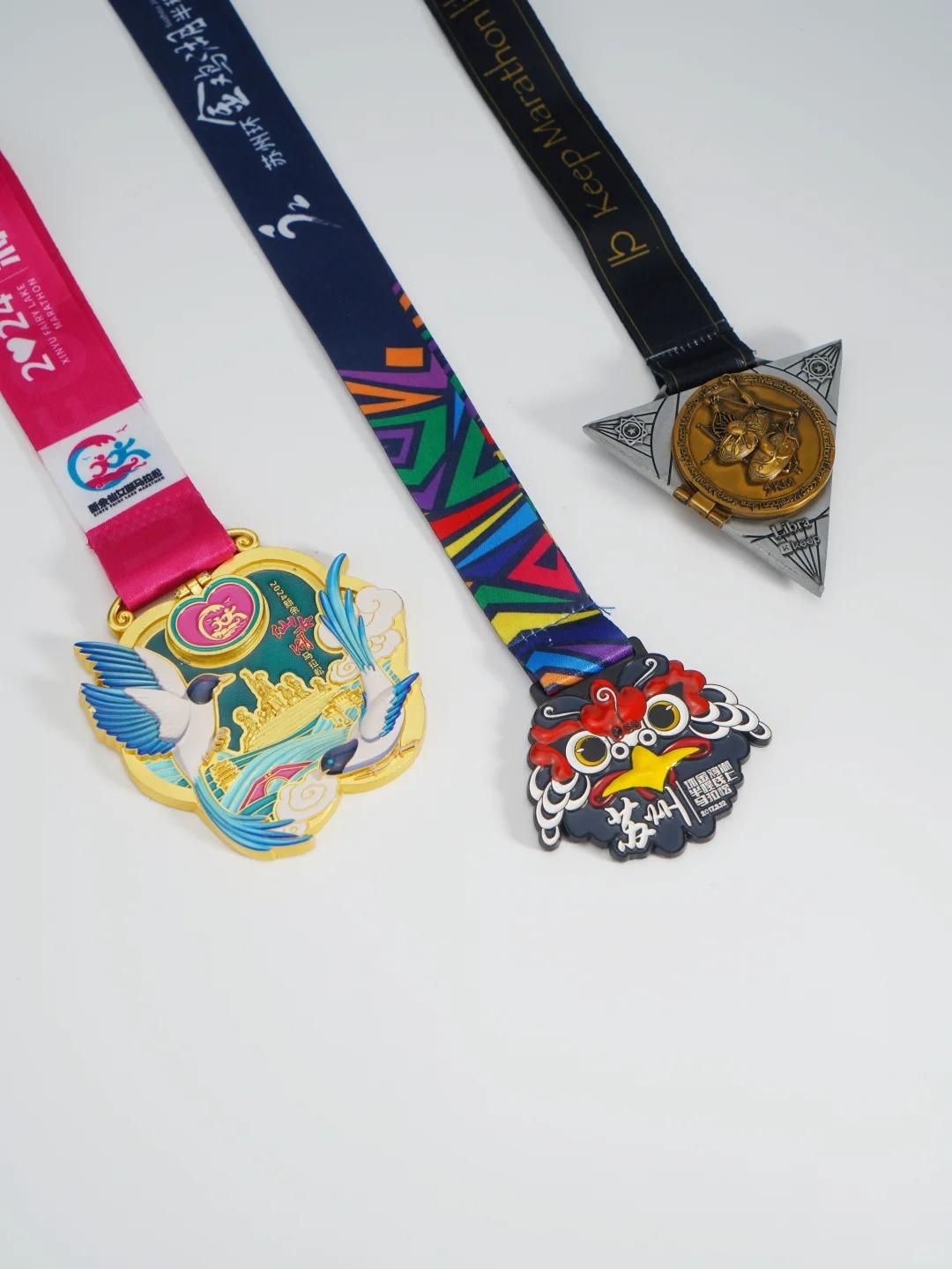 金和聚宝奖牌展示2