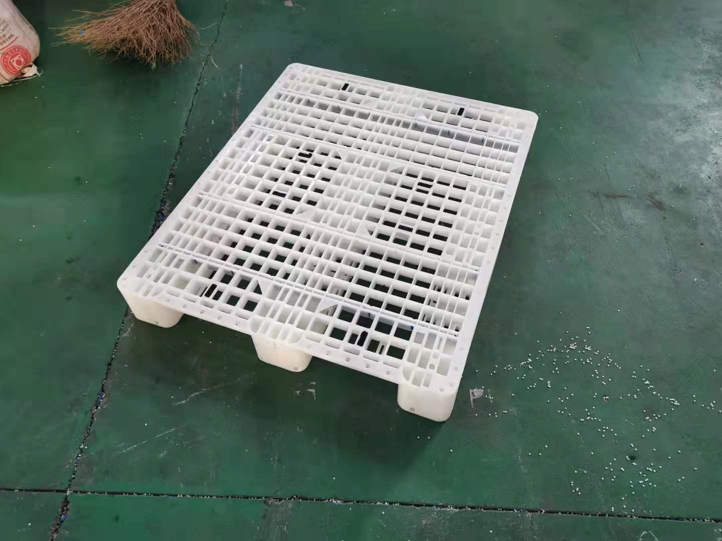 垃圾桶