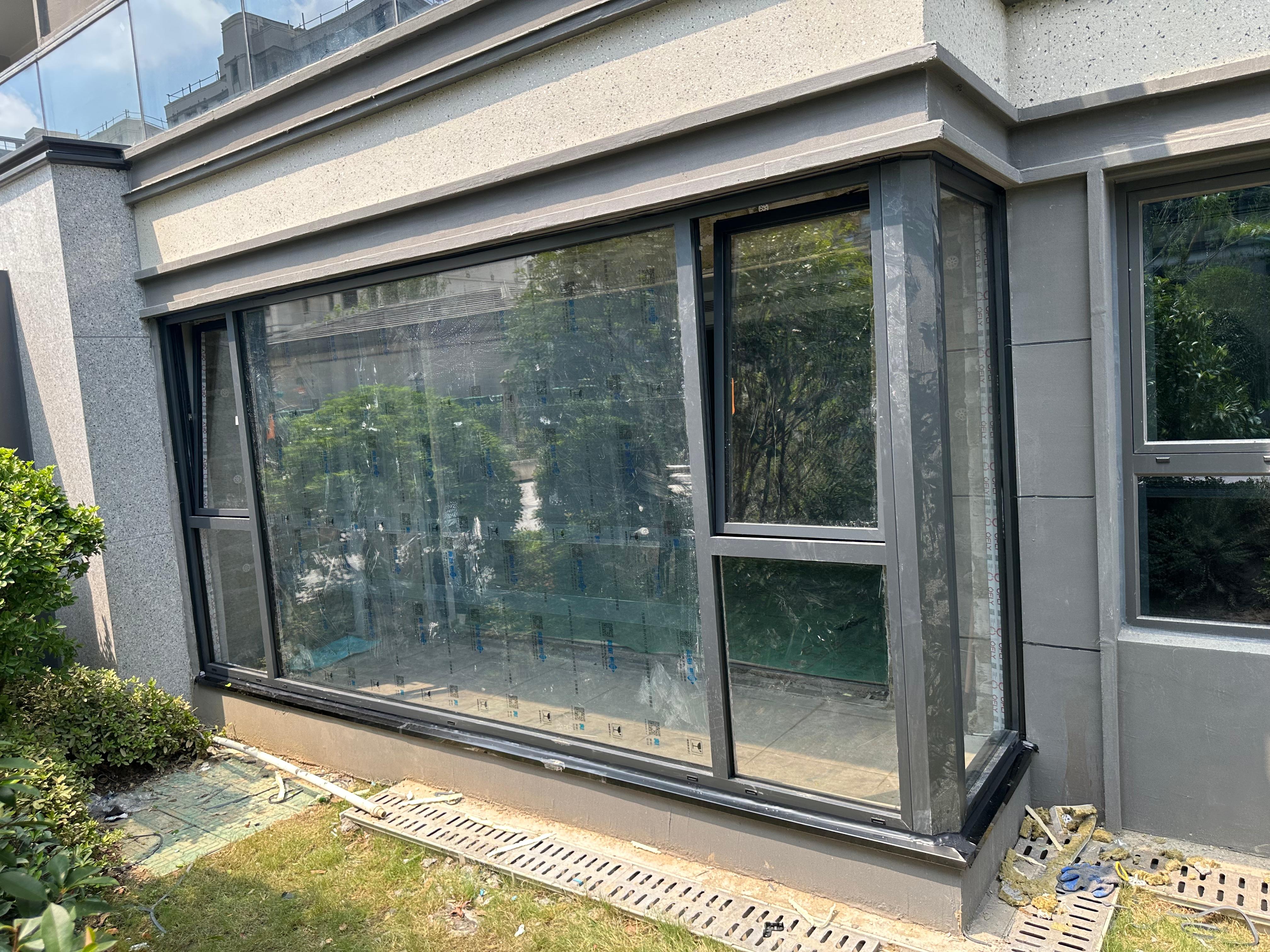 宝富莱高定门窗工厂