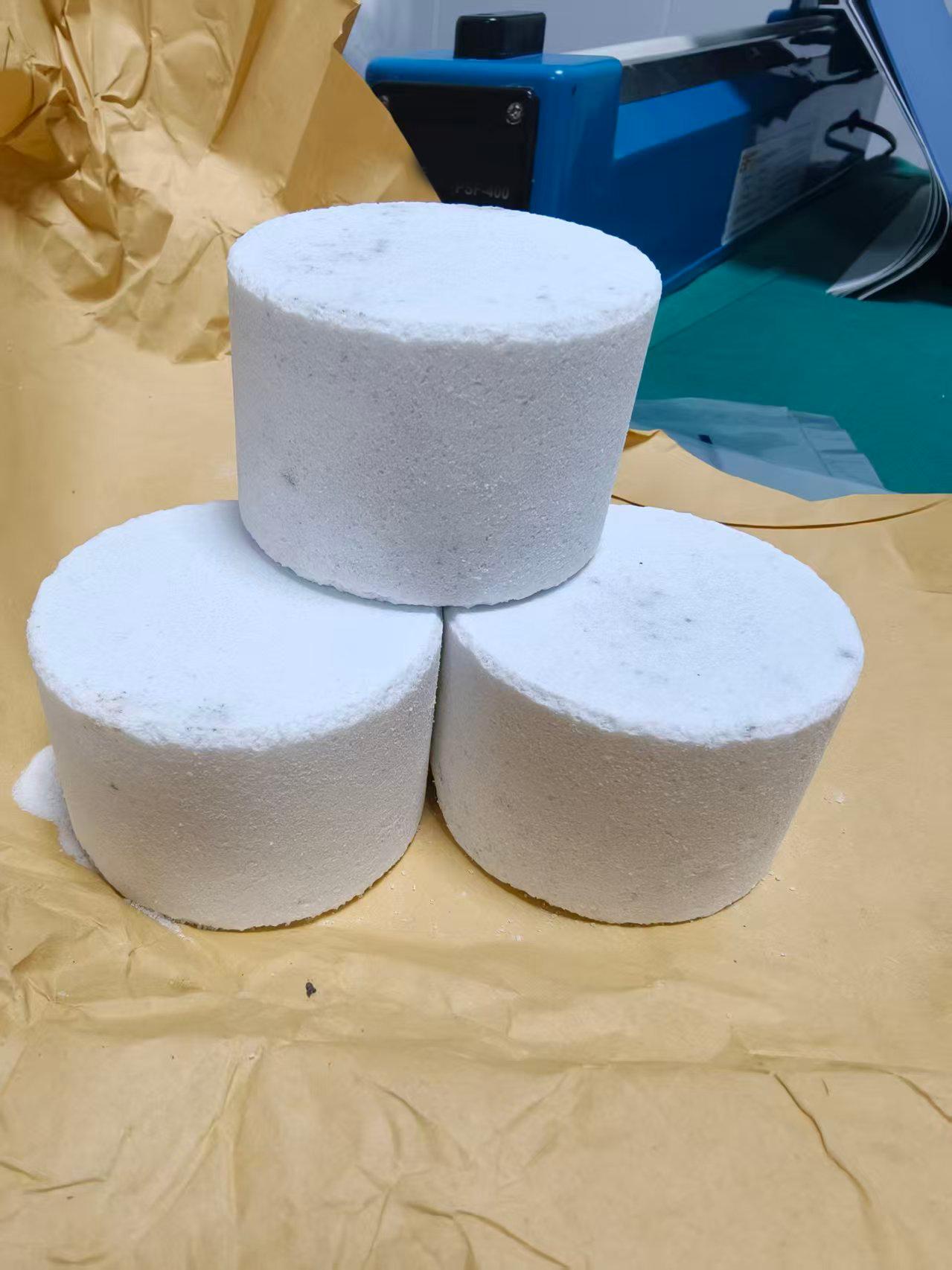 派锐克高温材料车间