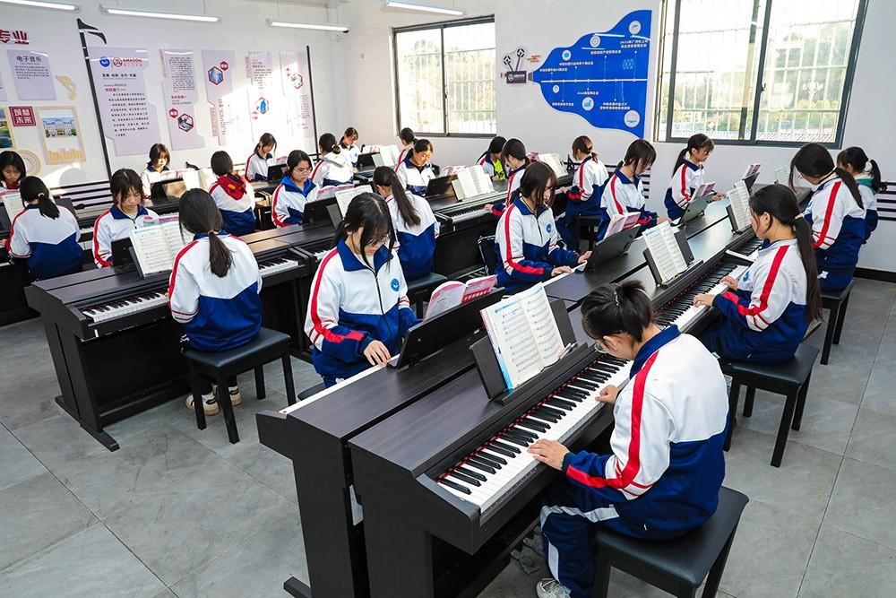 庐山市星辰技工学校教学环境
