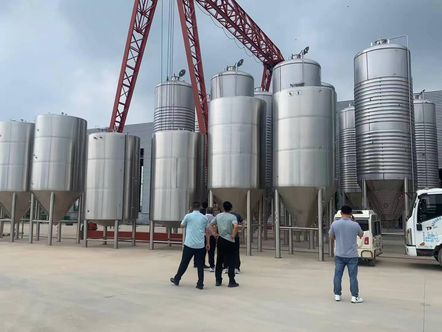 山东尊皇发酵设备定制罐体