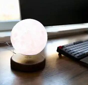 磁悬浮月球灯展示1