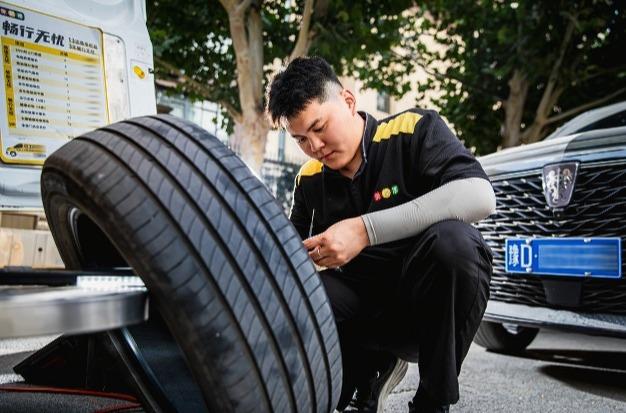 兔师傅救援车