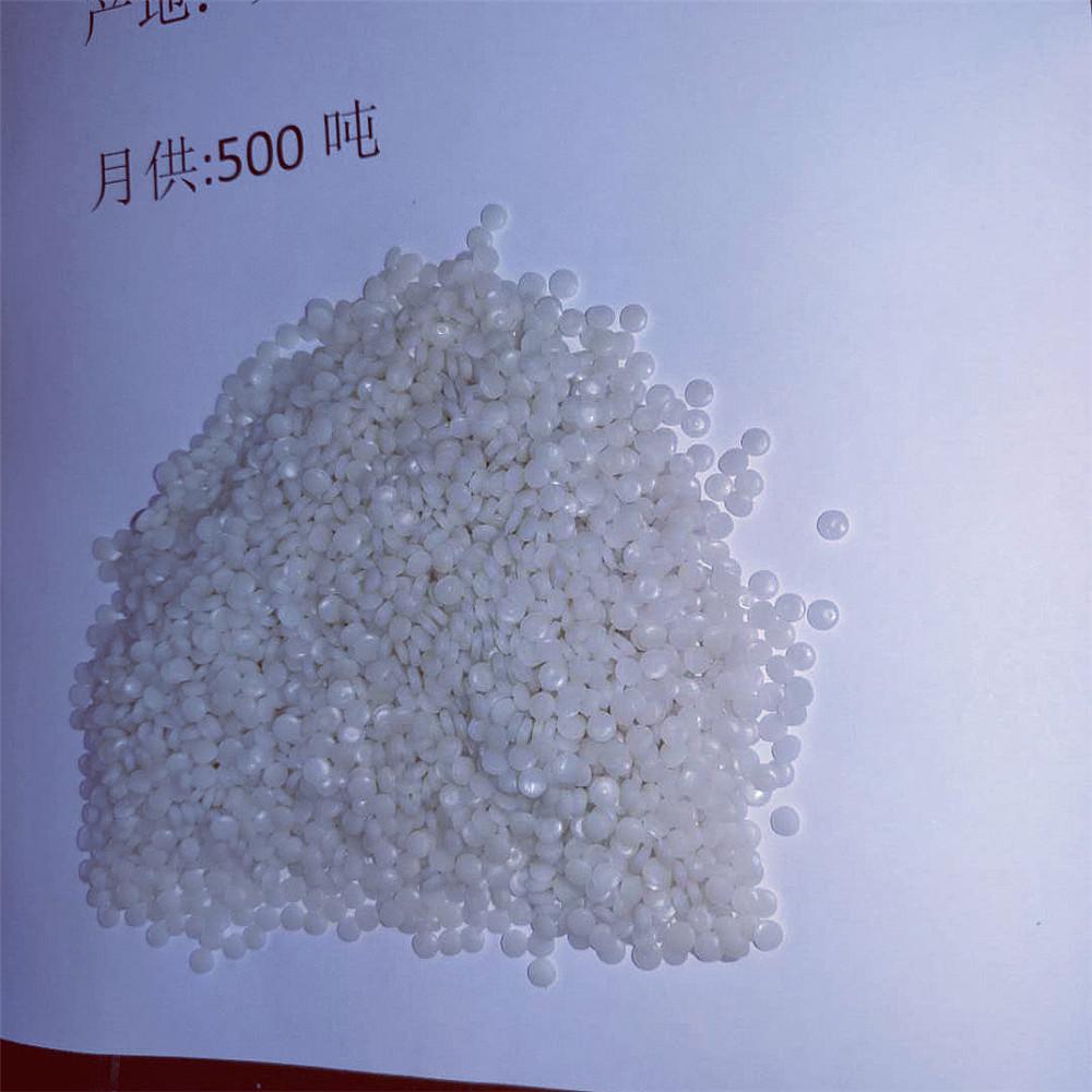 透明塑料颗粒产品
