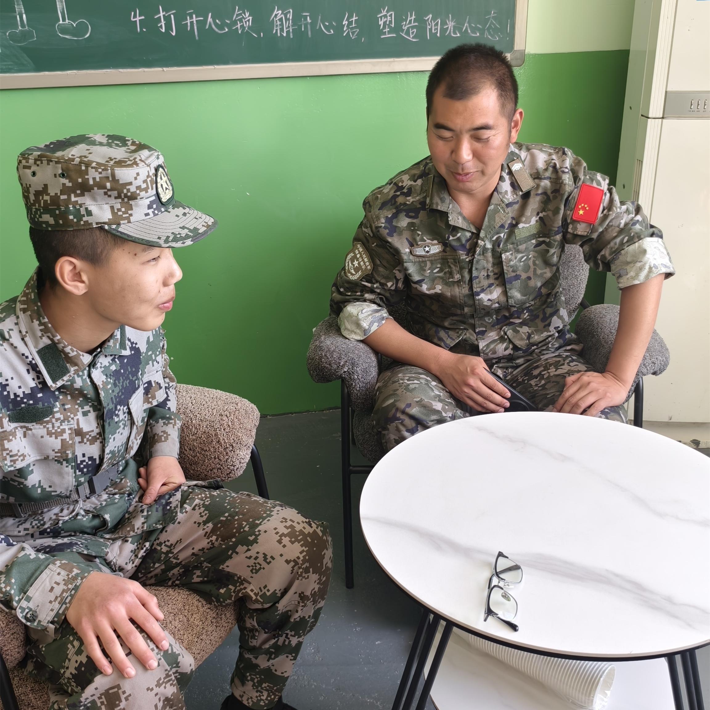 叛逆教育学校服务场景