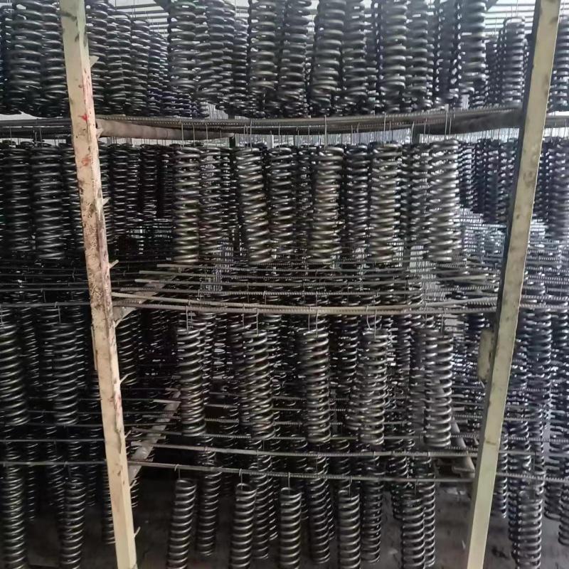 喷涂加工现场