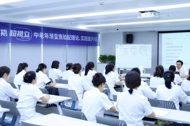 超视立门店展示