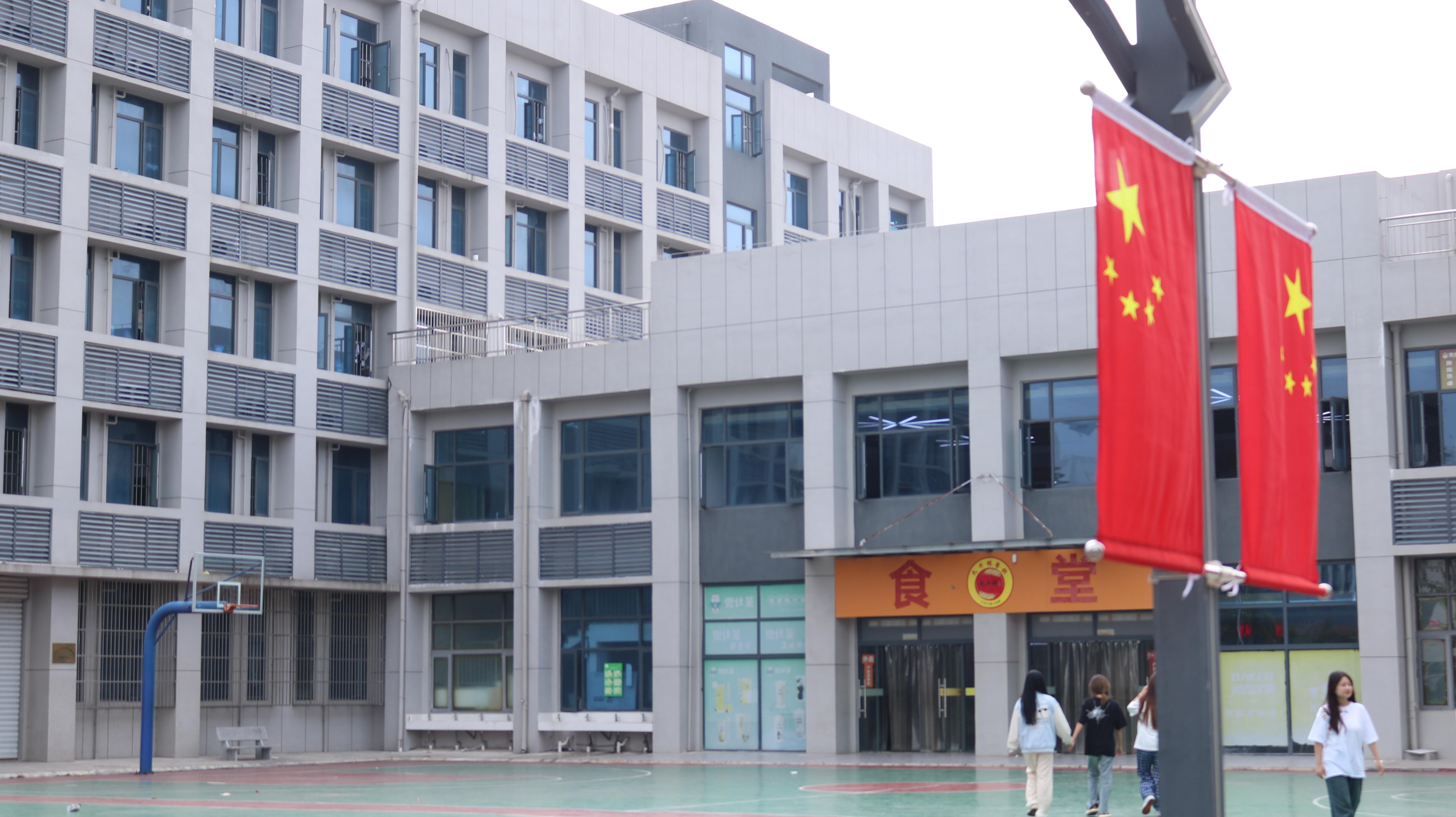 武汉信息工程职业学校校园环境