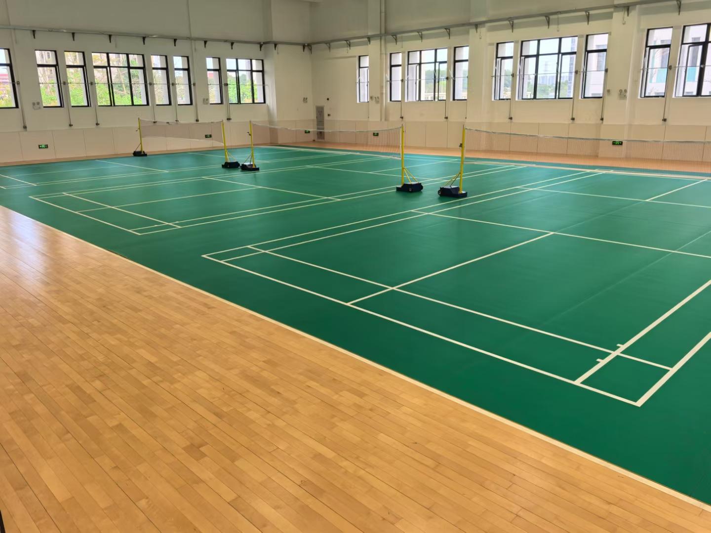 广东东羽体育篮球场建设