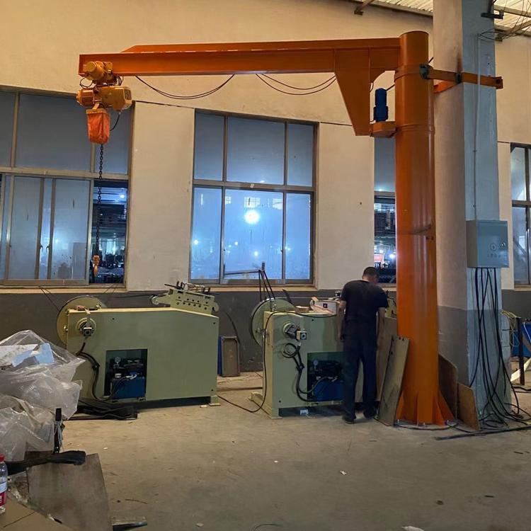 新泰岳起重设备厂悬臂吊产品图1