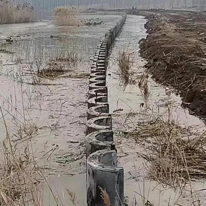 钢支撑及贝雷片施工现场