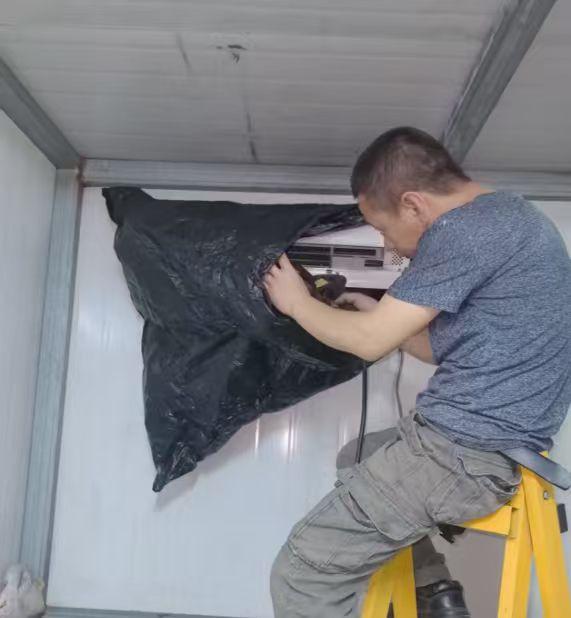 北京美的中央空调施工现场