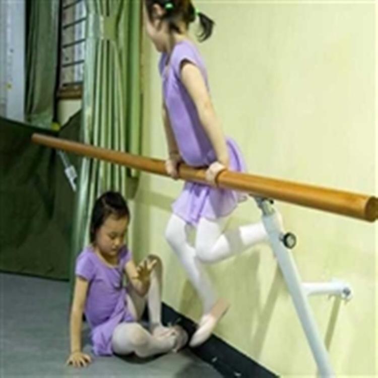体育器材产品图