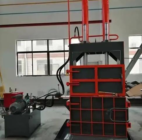 缠绕机工作场景