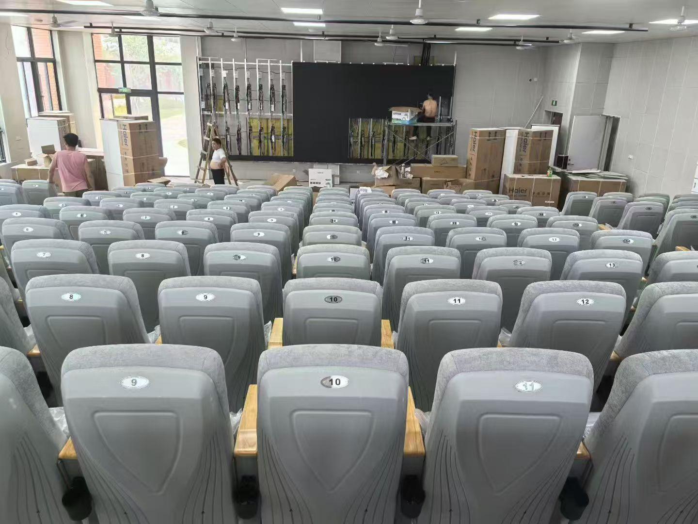广东富美家具礼堂椅产品图1