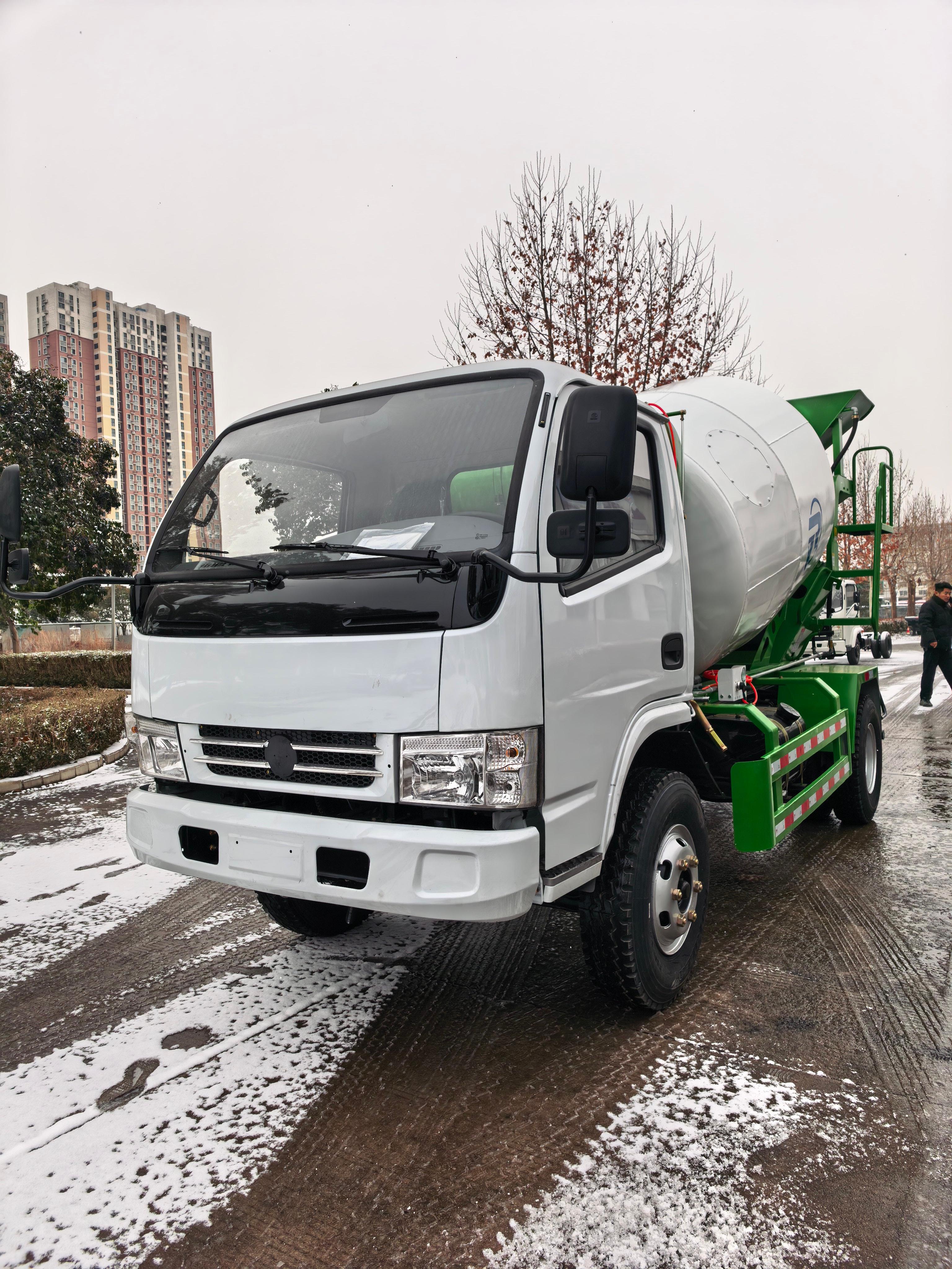 山东瑞通混凝土搅拌车