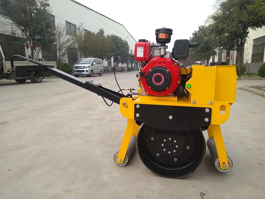 小型压路机产品
