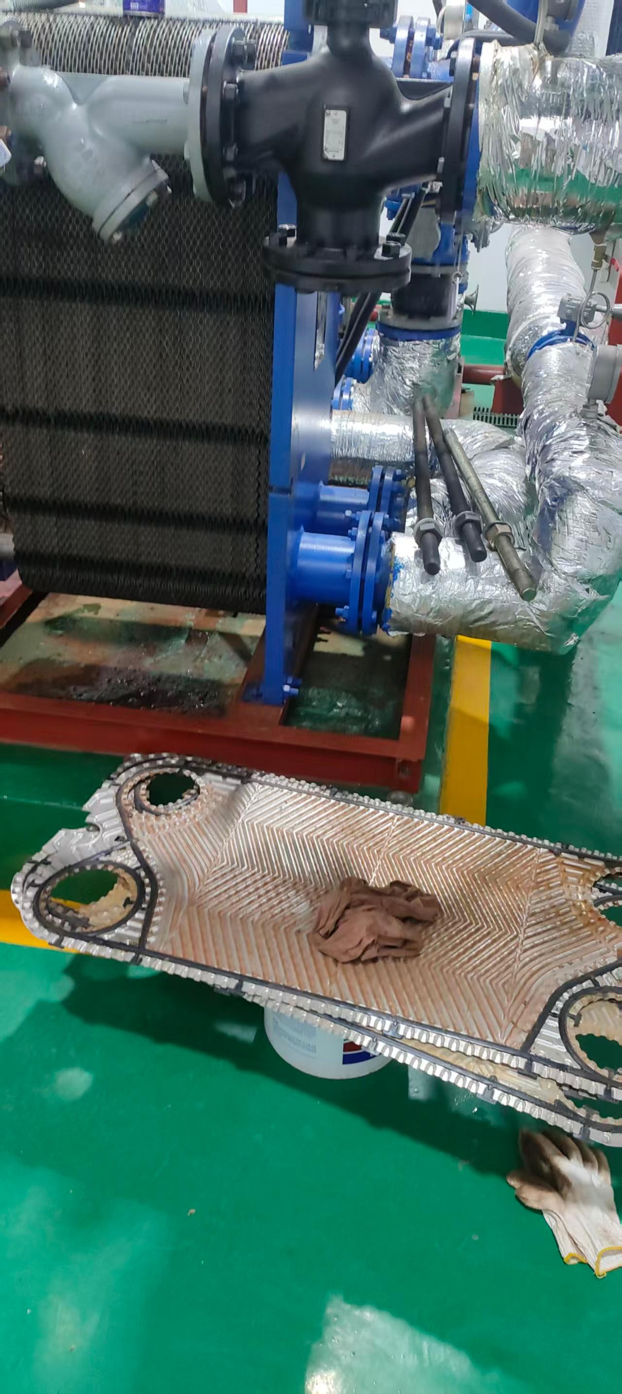 板式换热器清洗现场