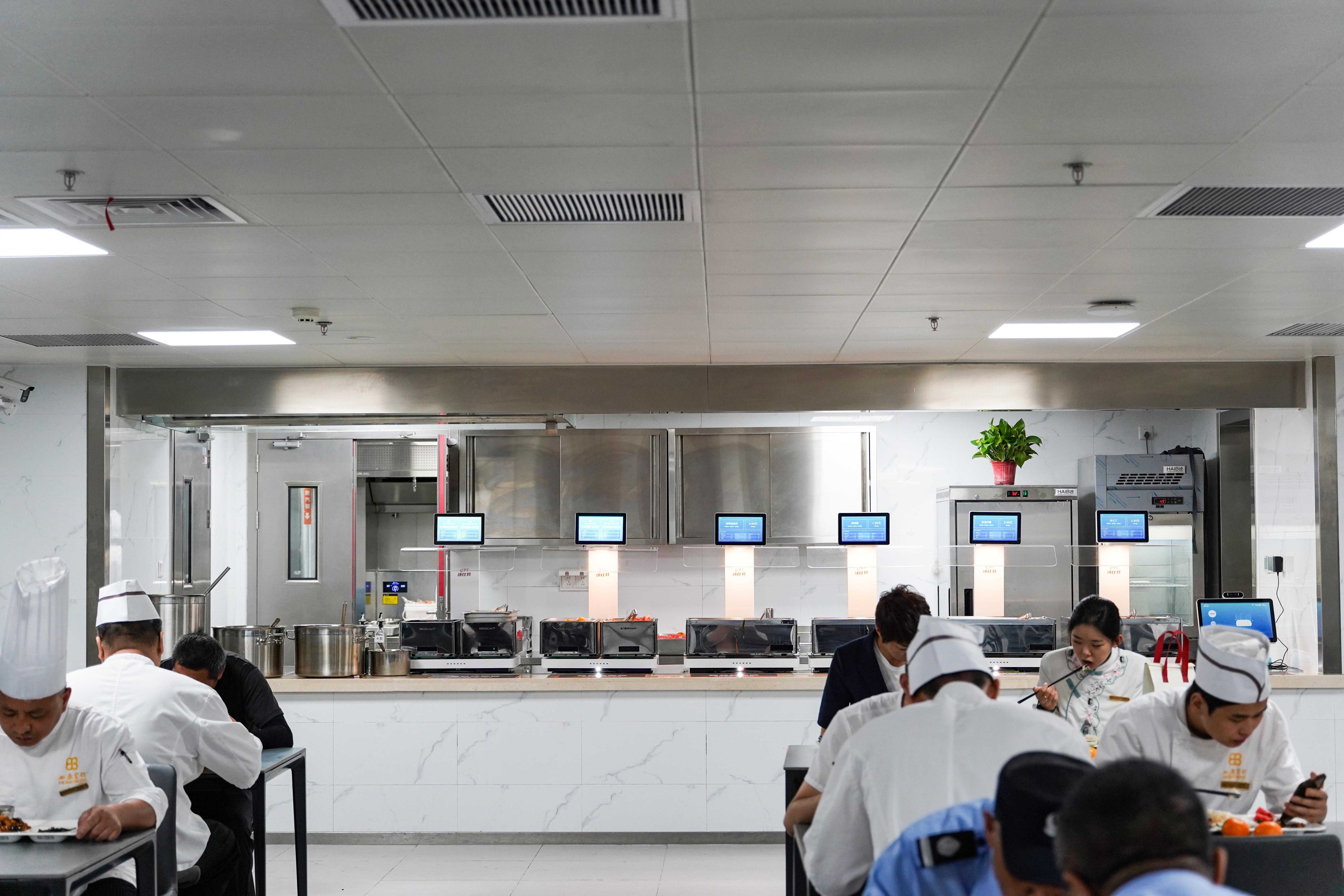 康比特AI智慧营养超级食堂