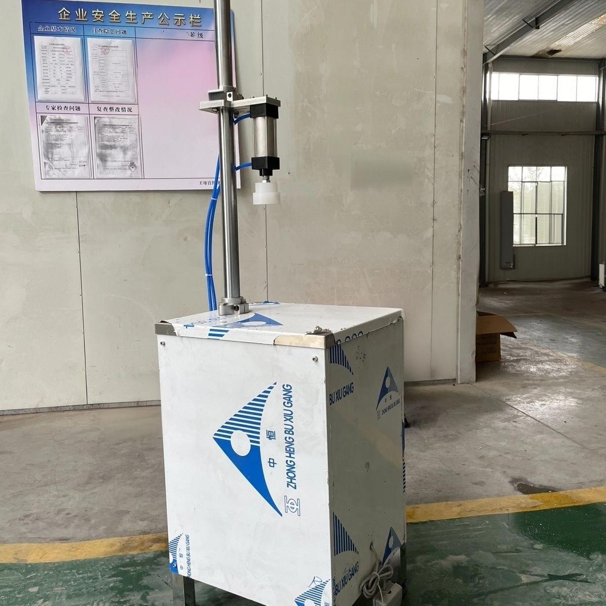 恒鲁包装机械厂生产车间